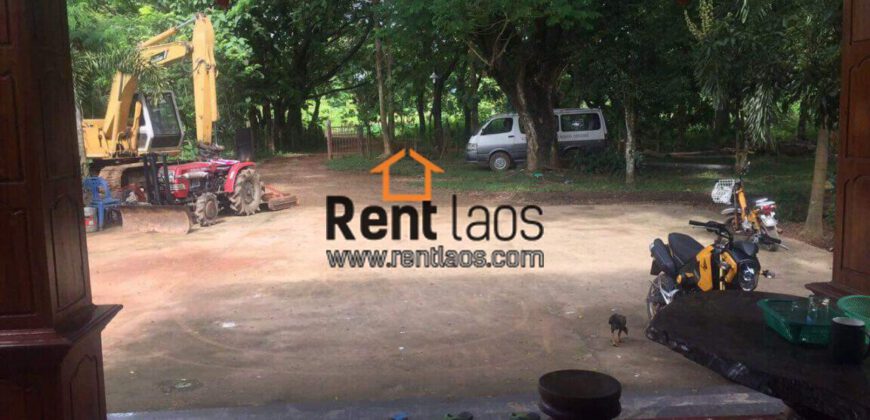 Business and House in bankern,1km form Bankern zoo now for sale