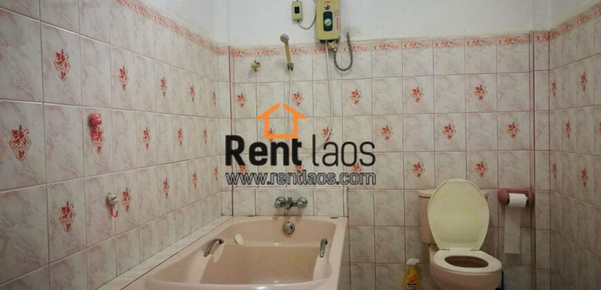 House with Large garden near Chinese embassy for RENT