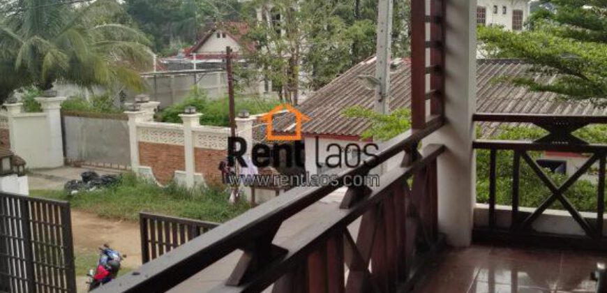 Lao style house Near Chines embassy for RENT