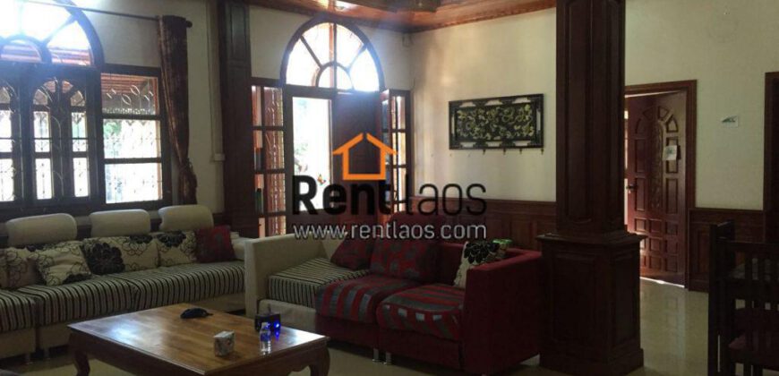 House near VIS for RENT
