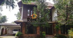 Lao style house near Chinese embassy for RENT