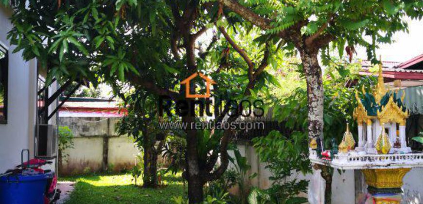 compound Lao style wooden house for RENT near Australia embassy