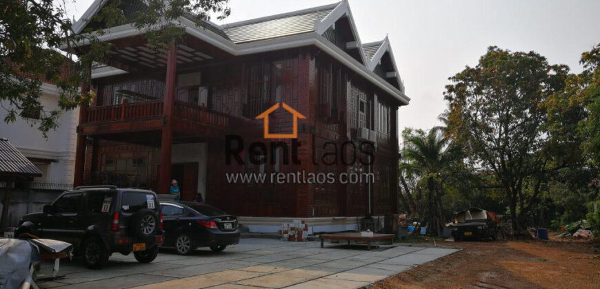 Pre booked-Brand new Lao modern style house near VIS for RENT