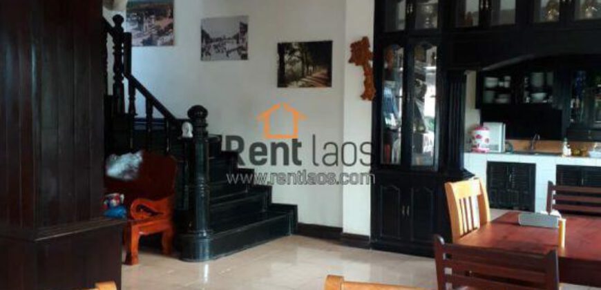 House FOR SALE near Thatluang