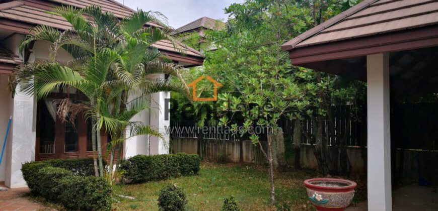 house near Thai consulate FOR RENT