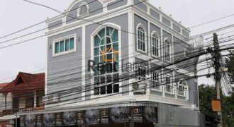 big and affordable commercial building for rent near thaluang