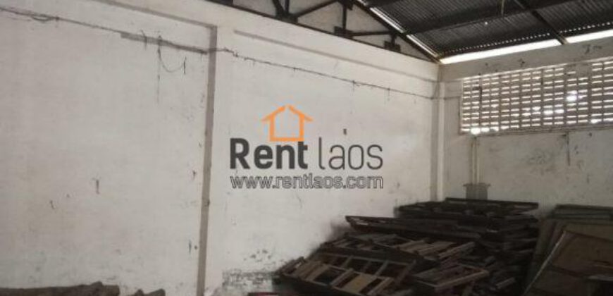 warehouse in main road FOR RENT