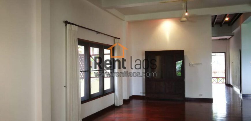 House near clock tower/ Near Tobacco company  FOR RENT