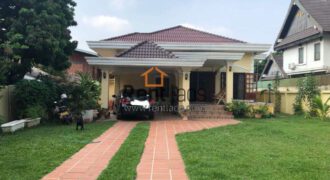 House near clock tower FOR RENT