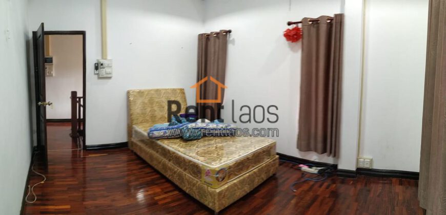 House near Thatluang square FOR RENT