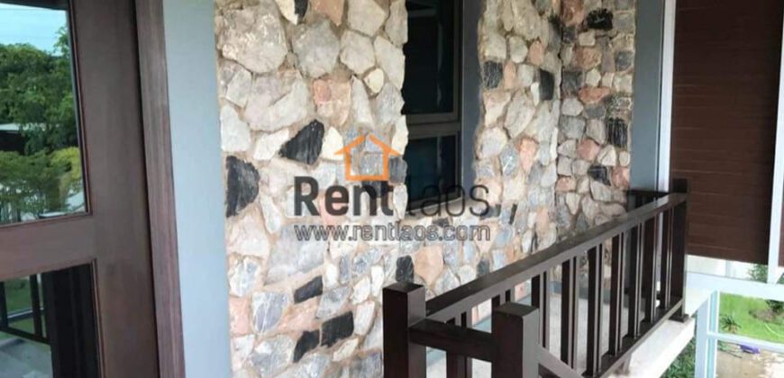 House near Indochina bank of rent