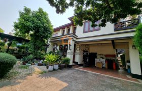 House near Thai consular for rent
