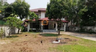 House near Thai consulate