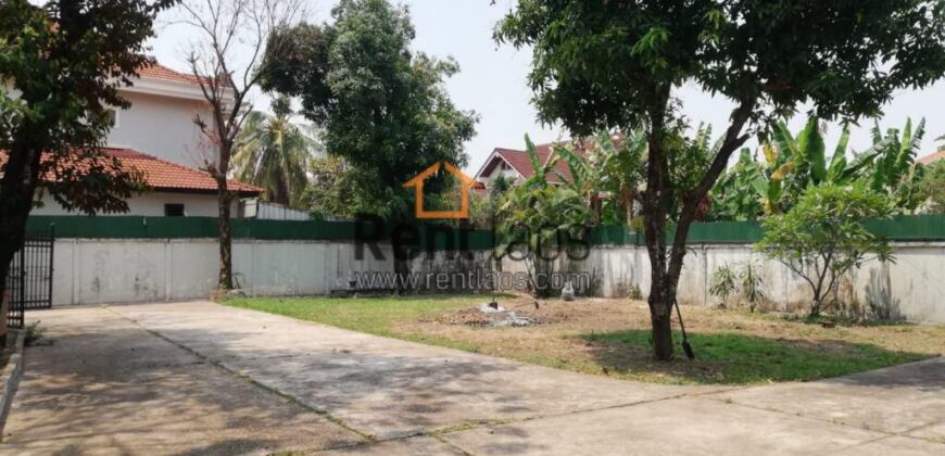 House near Thai consulate