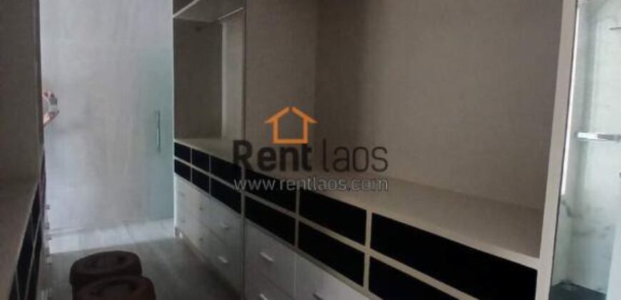 House near Kasemrat Hospital