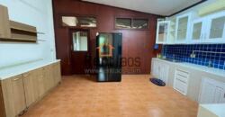 house with swimming pool available now house with swimming pool available now