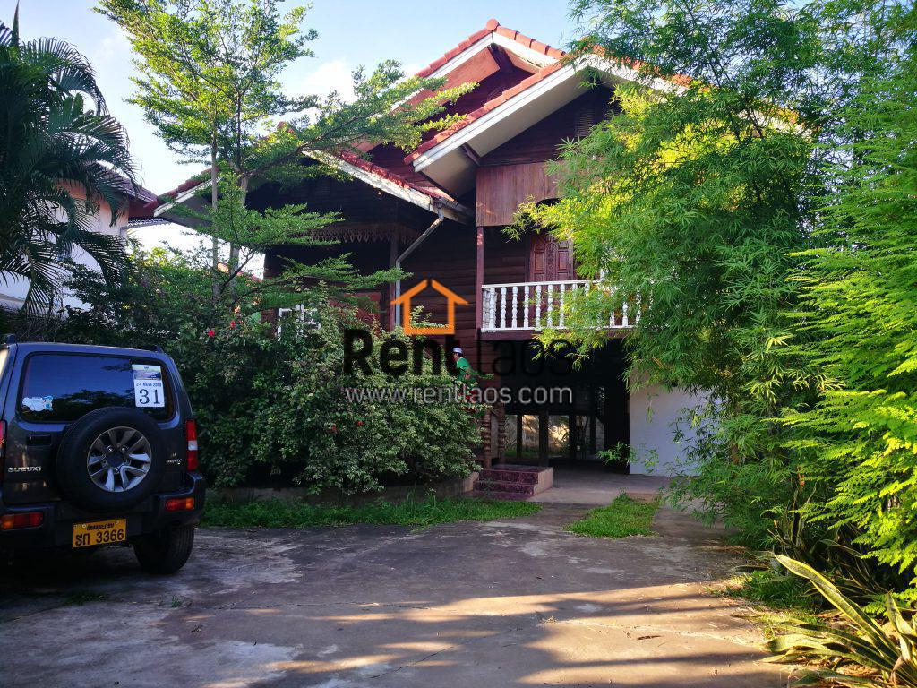 Lao style house near Thai consulate for RENT RentLaos Property